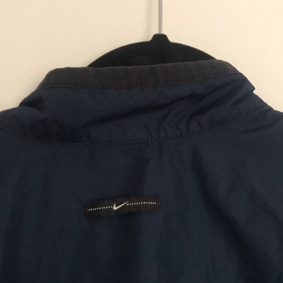 Nike Clima-Fit Windbreaker - Picture 4 of 5